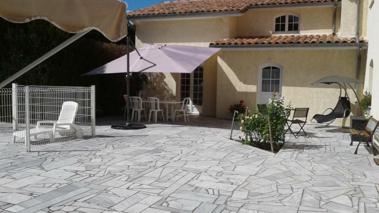 Le Cabassou Du Medoc Bégadan Exterior photo
